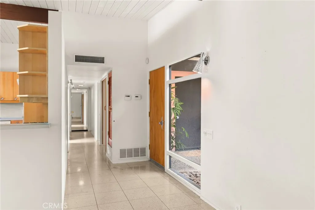 Additional image 20 of 683 S Bedford Dr, Palm Springs, CA 92264