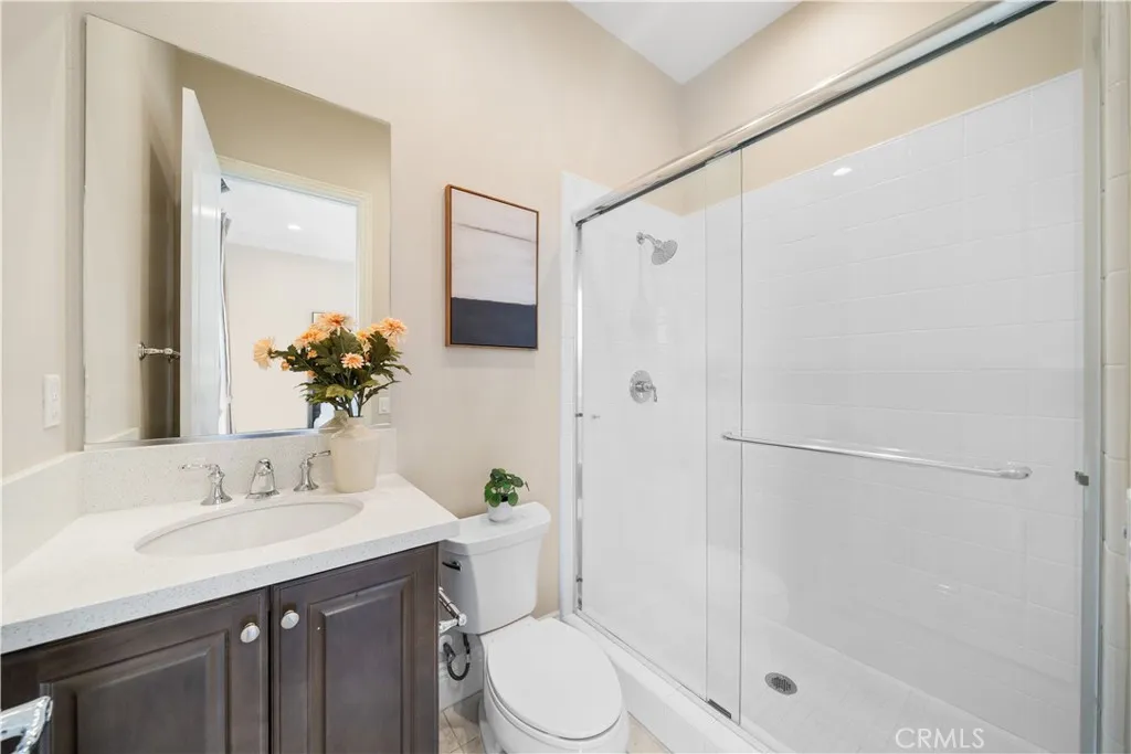 Additional image 43 of 57 Kite, Irvine, CA 92618