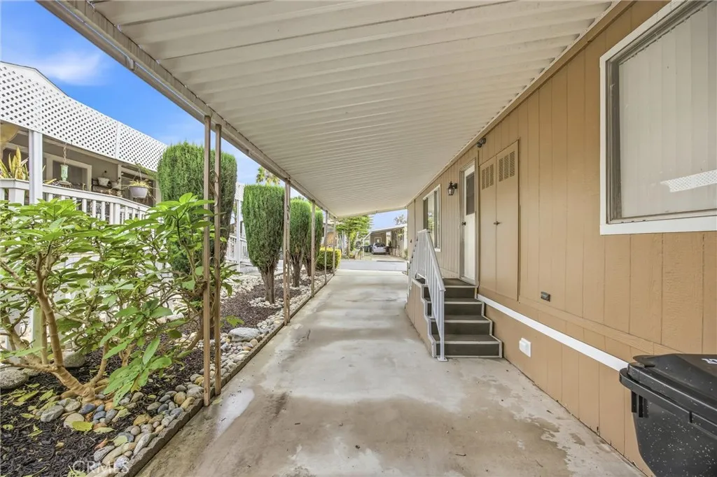 Additional image 36 of 929 E Foothill Boulevard Unit 15, Upland, CA 91786