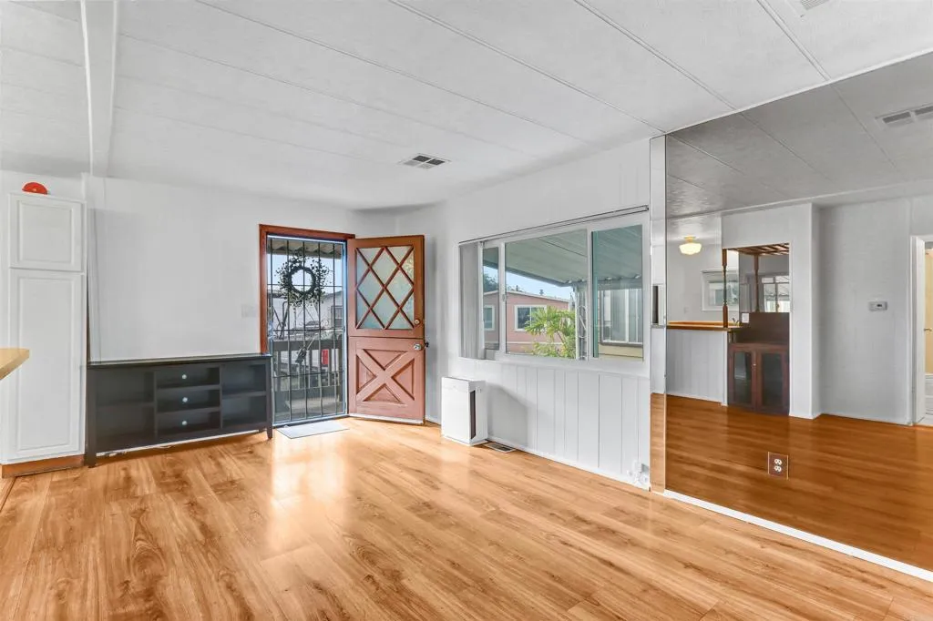 Additional image 12 of 402 63Rd Street Unit SPC 12, San Diego, CA 92114