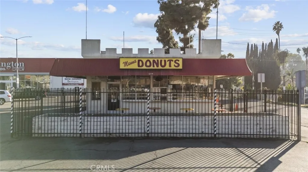 Additional image 31 of 600 E Holt Avenue, Pomona, CA 91767