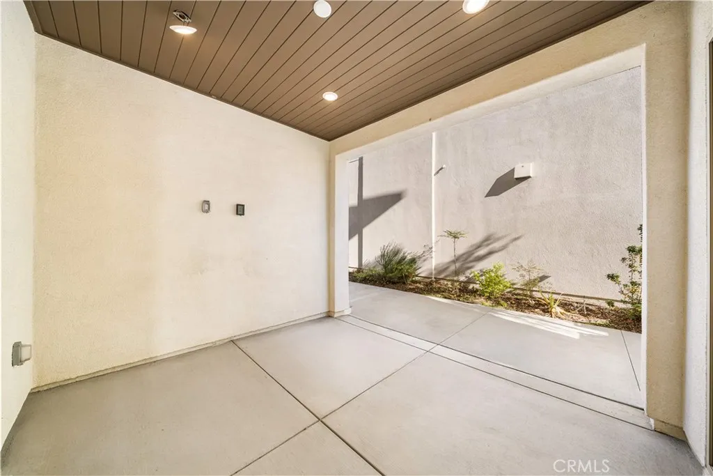 Additional image 30 of 157 Scale, Irvine, CA 92618