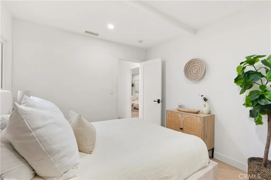 Additional image 17 of 1153 Isabel, Los Angeles, CA 90065