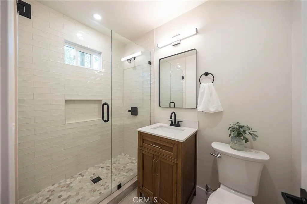 Additional image 37 of 5104 8th Avenue, Los Angeles, CA 90043