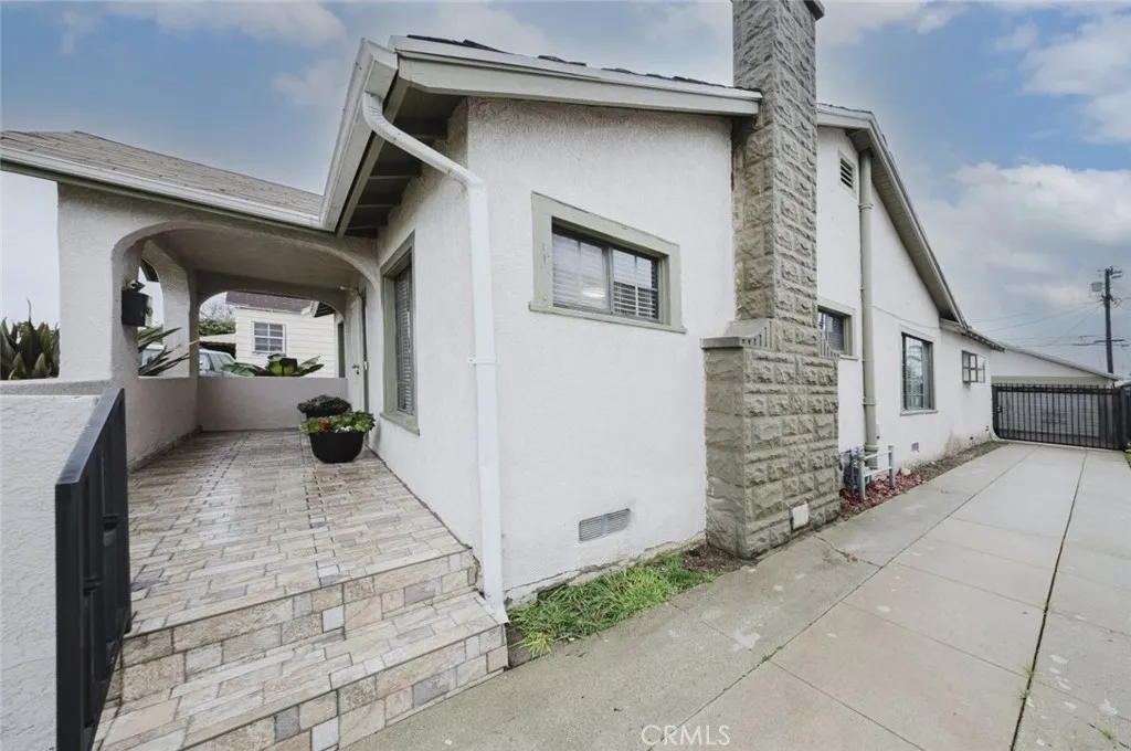 Property image for 6318 Eileen Avenue, Los Angeles, CA 90043