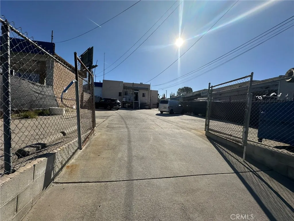 Additional image 4 of 7780 Foothill Boulevard, Tujunga, CA 91042