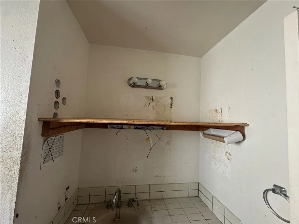 Additional image 94 of 6853 Willis Avenue, Van Nuys, CA 91405