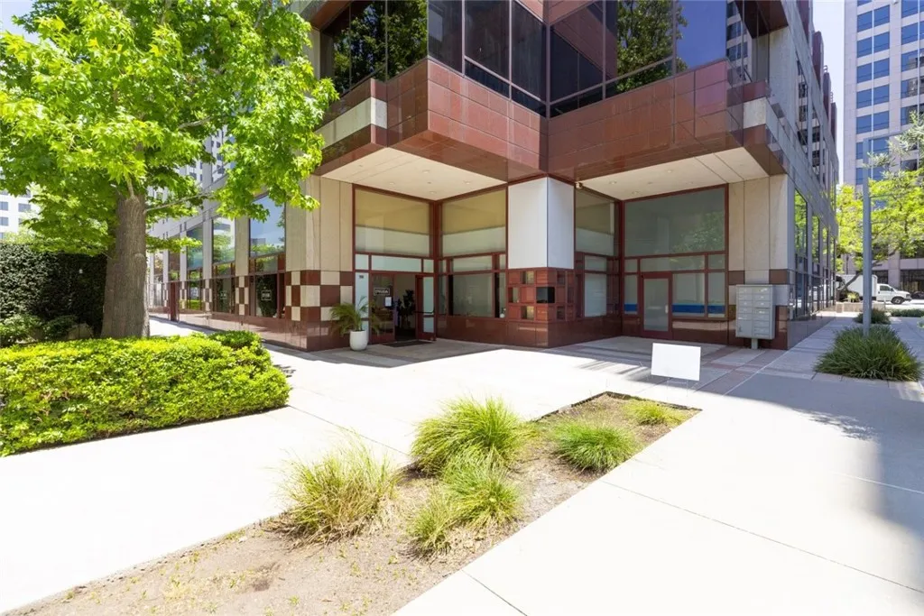 Additional image 28 of 525 N Brand Boulevard, Glendale, CA 91203