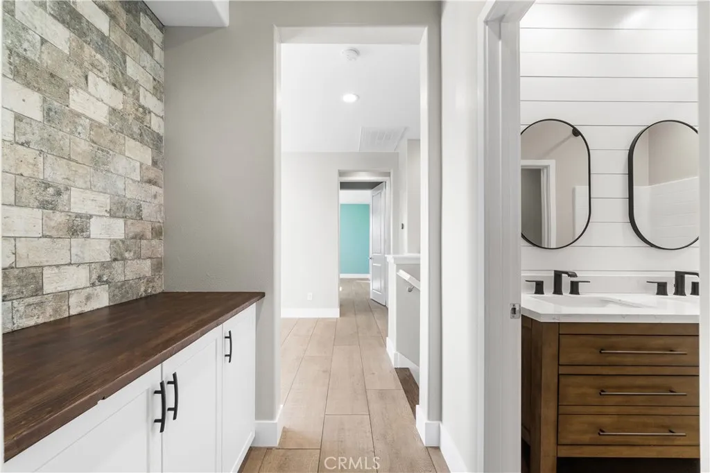 Additional image 19 of 28661 Jardineras Dr, Valencia, CA 91354