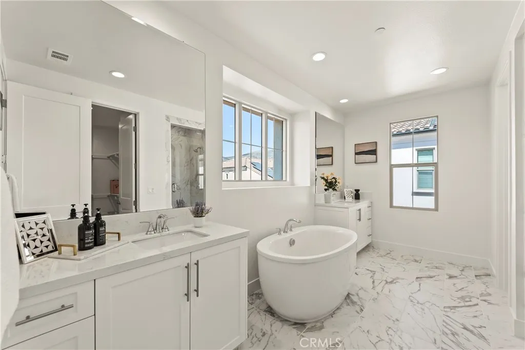 Additional image 29 of 173 Somera, Irvine, CA 92602