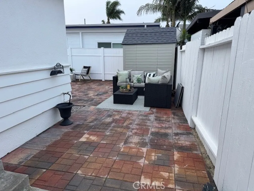 Additional image 20 of 94 Yorktown, Newport Beach, CA 92660