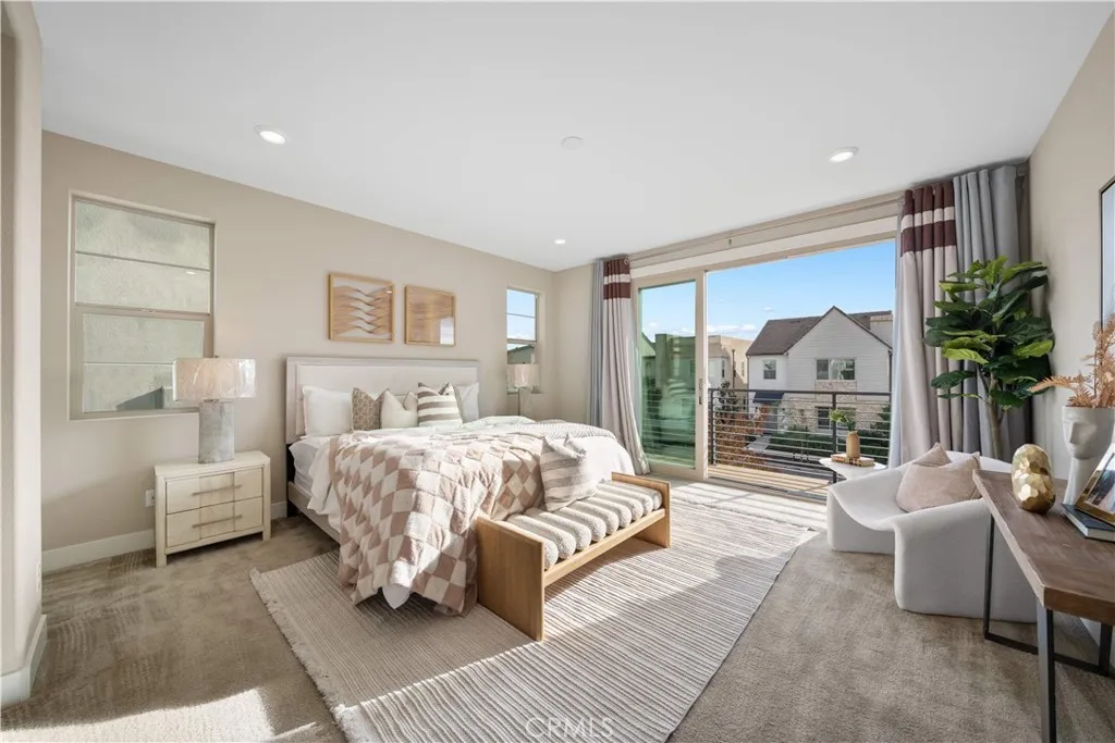 Additional image 115 of 157 Scale, Irvine, CA 92618