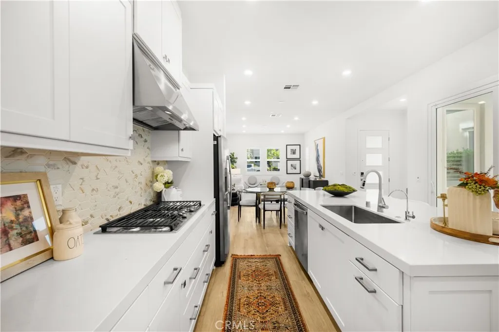 Additional image 43 of 102 culture, Irvine, CA 92618