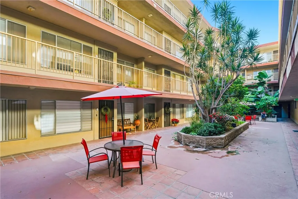 Additional image 45 of 545 Chestnut Ave #207, Long Beach, CA 90802