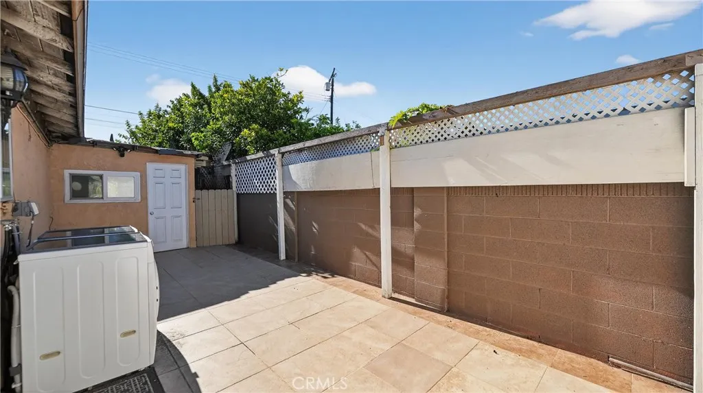 Additional image 32 of 2422 Bern Lane, Santa Ana, CA 92706