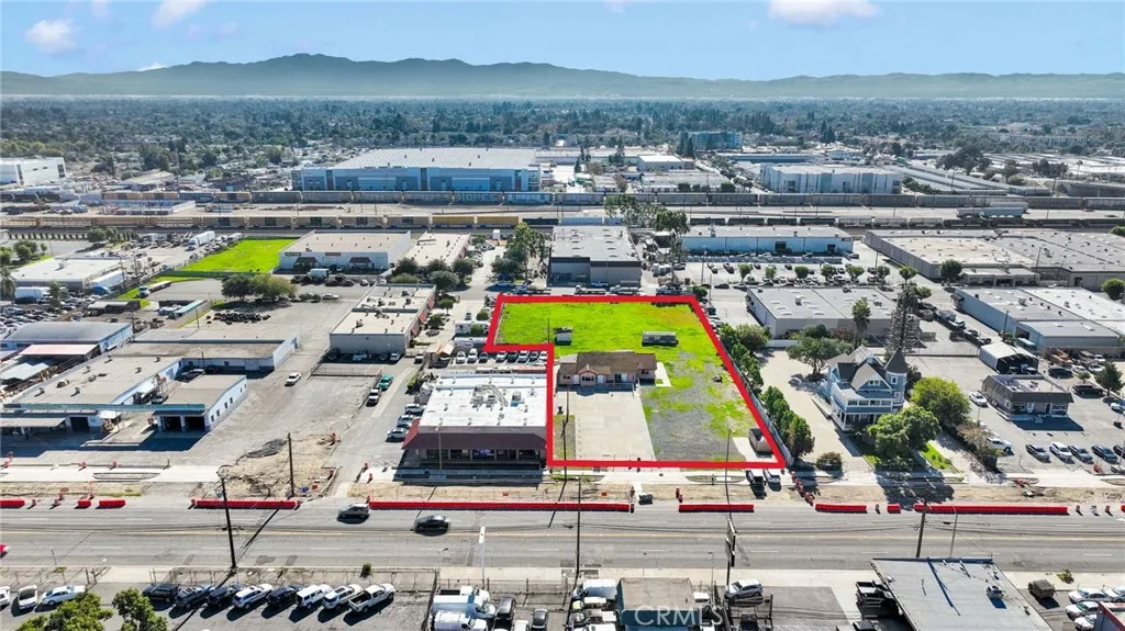 Additional image 2 of 943 W Holt Boulevard, Ontario, CA 91762