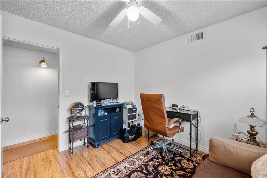 Additional image 18 of 19726 Steinway St, Canyon Country, CA 91351