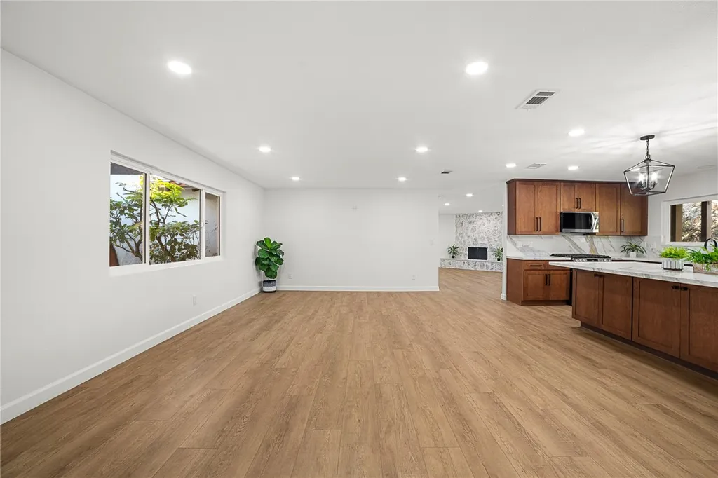 Additional image 7 of 1126 Knoll St, San Bernardino, CA 92407