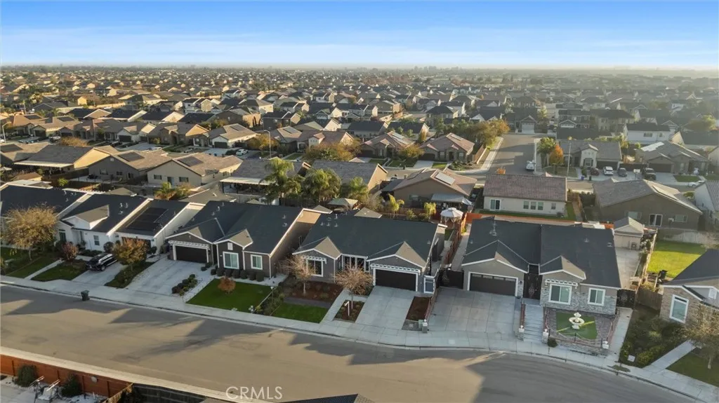 Additional image 10 of 5913 Hawthorn Tree Ln, Bakersfield, CA 93313