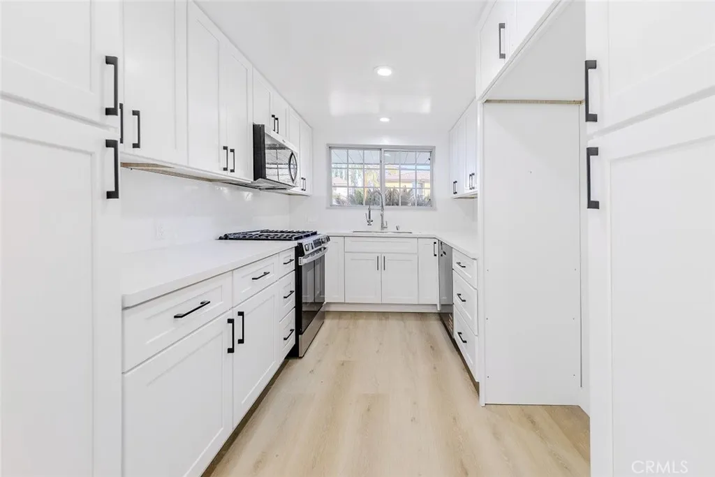 Additional image 10 of 19314 Valerio, Reseda, CA 91335