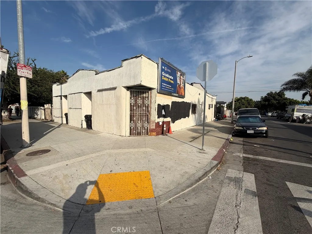 Additional image 8 of 8230 S Main St, Los Angeles, CA 90003