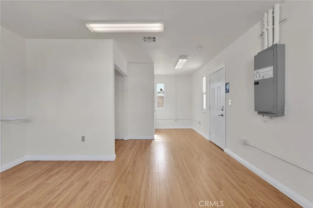 Additional image 11 of 943 W Holt Boulevard, Ontario, CA 91762