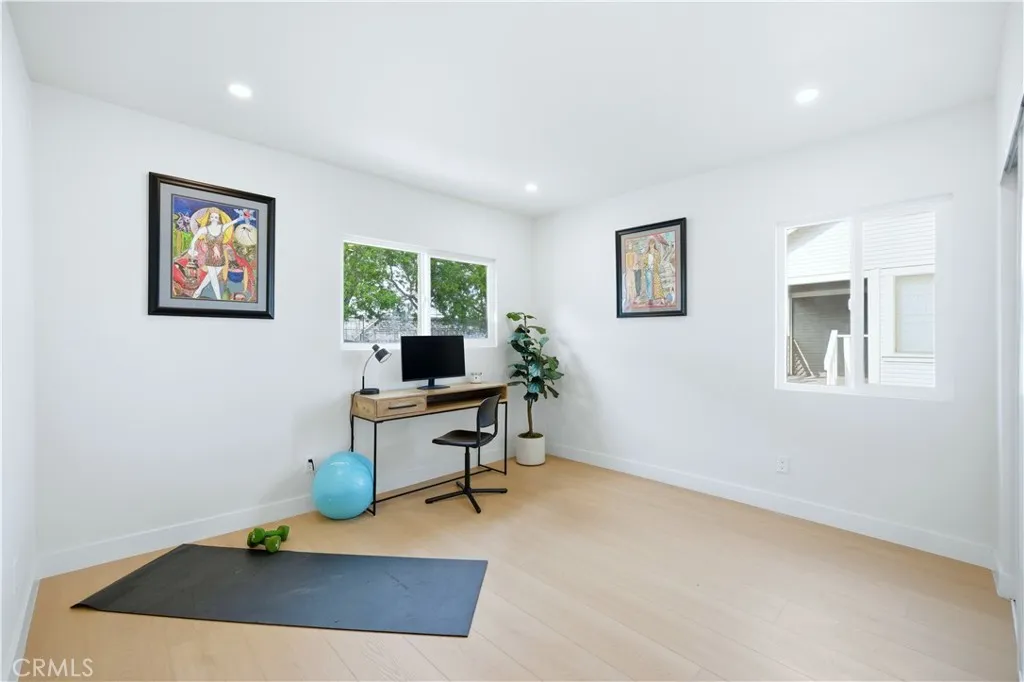 Additional image 31 of 5104 8th Avenue, Los Angeles, CA 90043