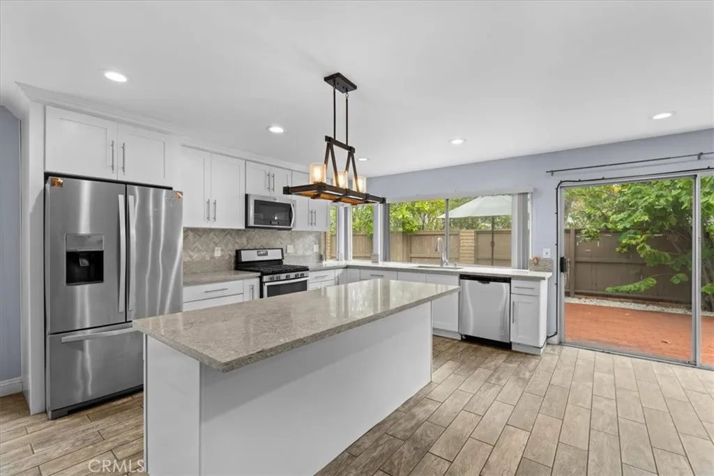 Additional image 15 of 6 Banyan Tree Ln, Irvine, CA 92612