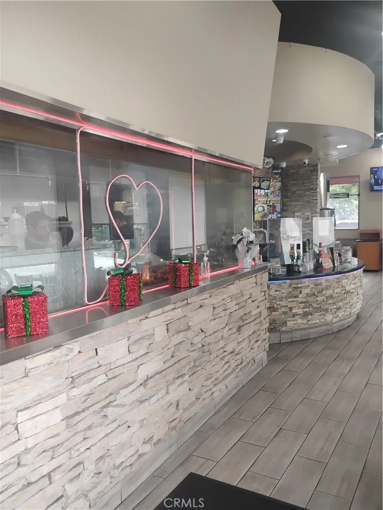 Additional image 23 of 806 S Indian Hill Blvd, Claremont, CA 91711