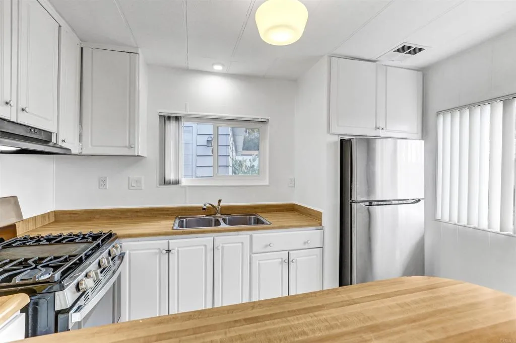 Additional image 15 of 402 63Rd Street Unit SPC 12, San Diego, CA 92114