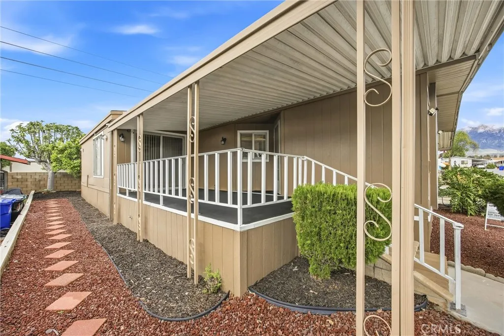 Additional image 39 of 929 E Foothill Boulevard Unit 15, Upland, CA 91786