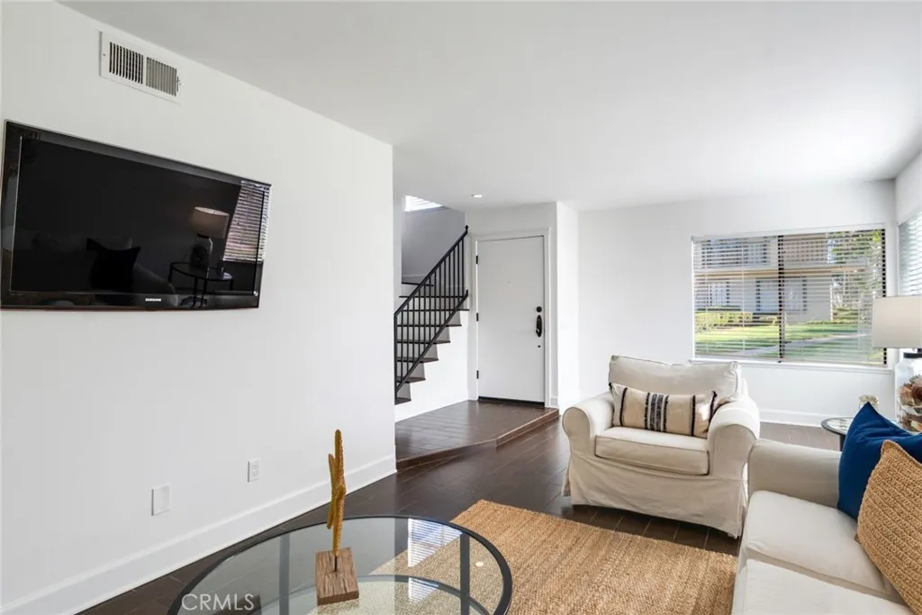 Additional image 5 of 1517 Camelot Dr, Corona, CA 92882