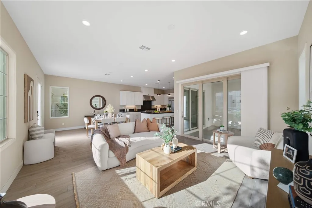 Additional image 16 of 157 Scale, Irvine, CA 92618