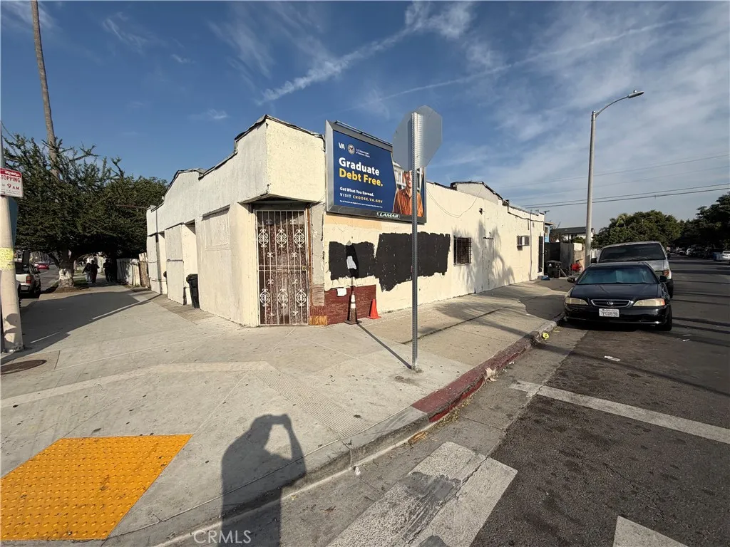 Additional image 9 of 8230 S Main St, Los Angeles, CA 90003