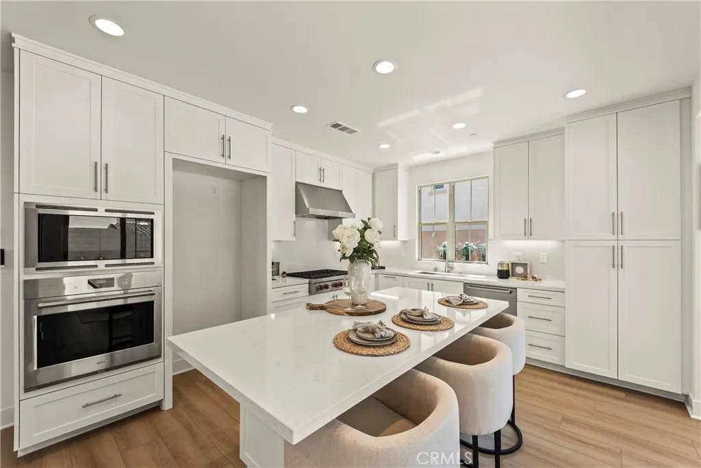 Additional image 25 of 173 Somera, Irvine, CA 92602