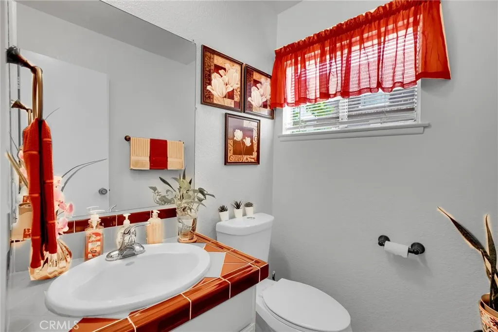 Additional image 10 of 1933 Glenoaks Boulevard Unit 127, San Fernando, CA 91340