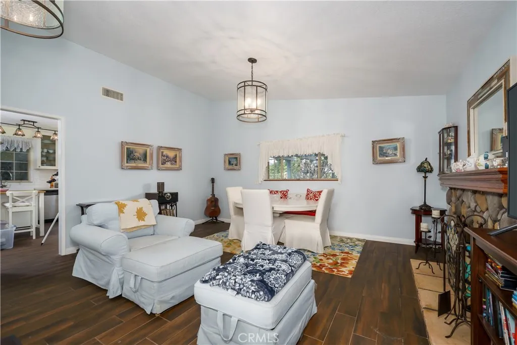 Additional image 5 of 215 Elderberry St, La Verne, CA 91750