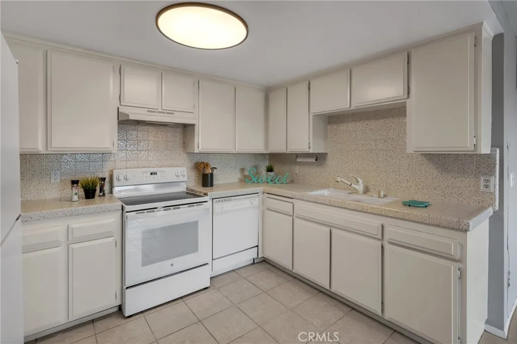 Additional image 60 of 1311 S Grand Avenue Unit 17, San Pedro, CA 90731