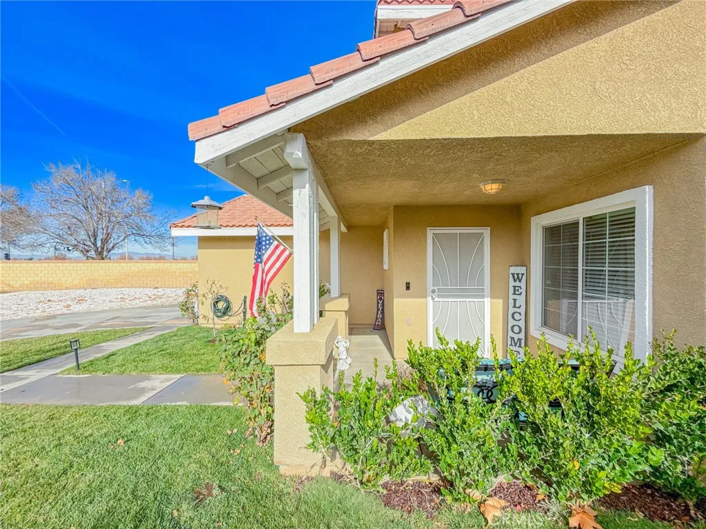 Additional image 5 of 43956 Gillan Avenue, Lancaster, CA 93535