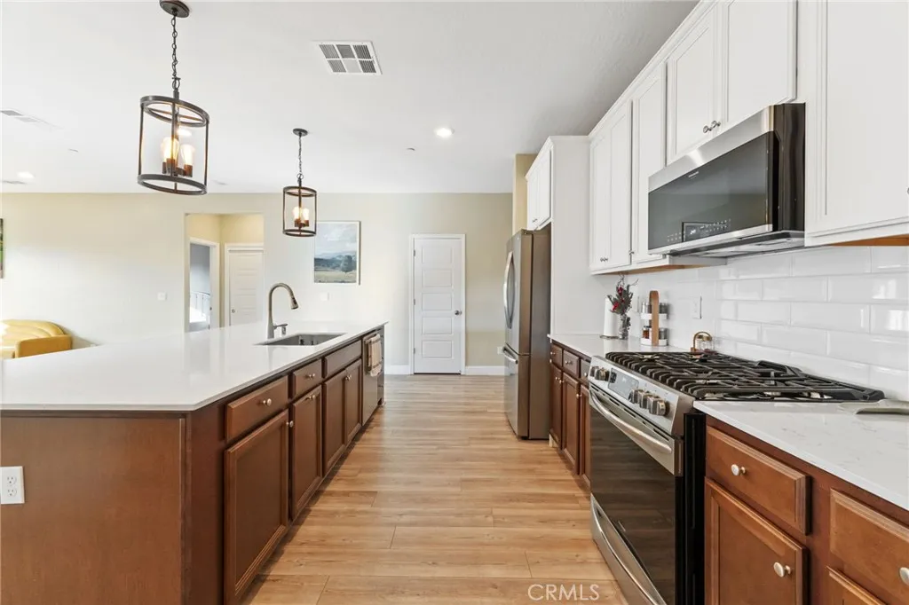 Additional image 13 of 3731 N Summers Court, Visalia, CA 93291