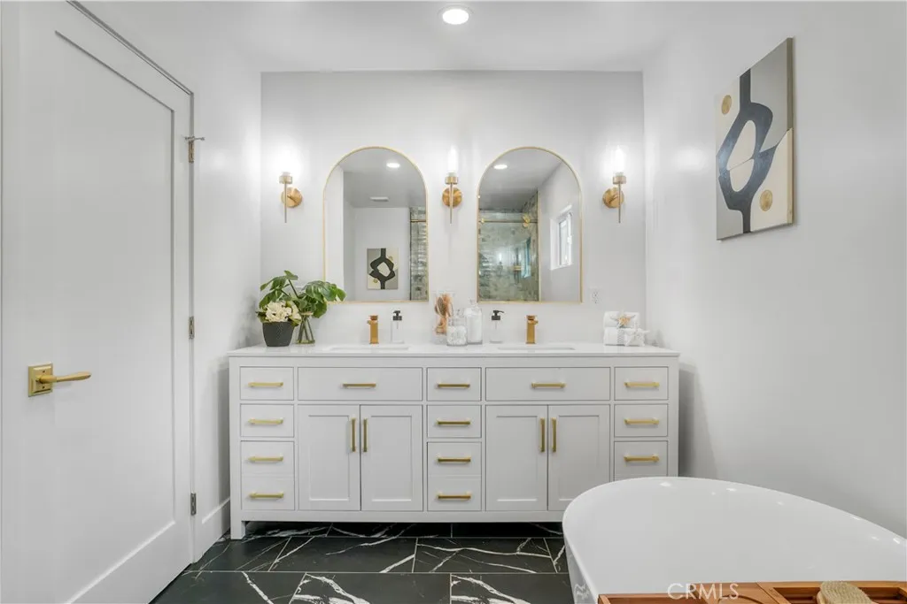 Additional image 34 of 6325 Long St, Los Angeles, CA 90043