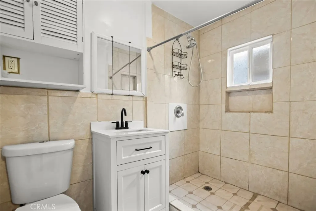 Additional image 36 of 13202 S Penrose Ave, Compton, CA 90222