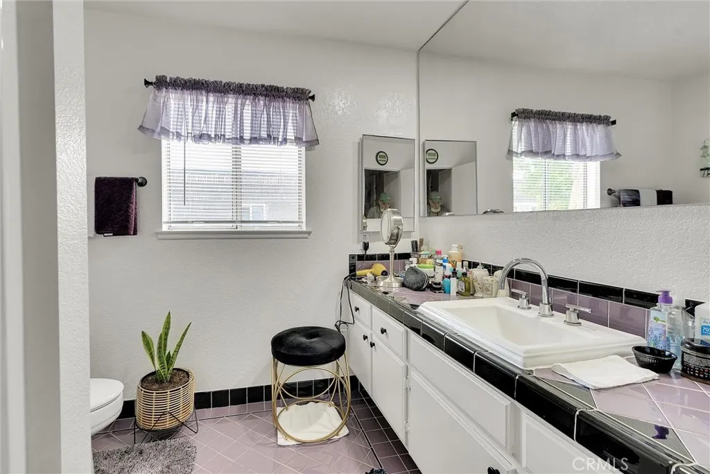 Additional image 27 of 1933 Glenoaks Boulevard Unit 127, San Fernando, CA 91340