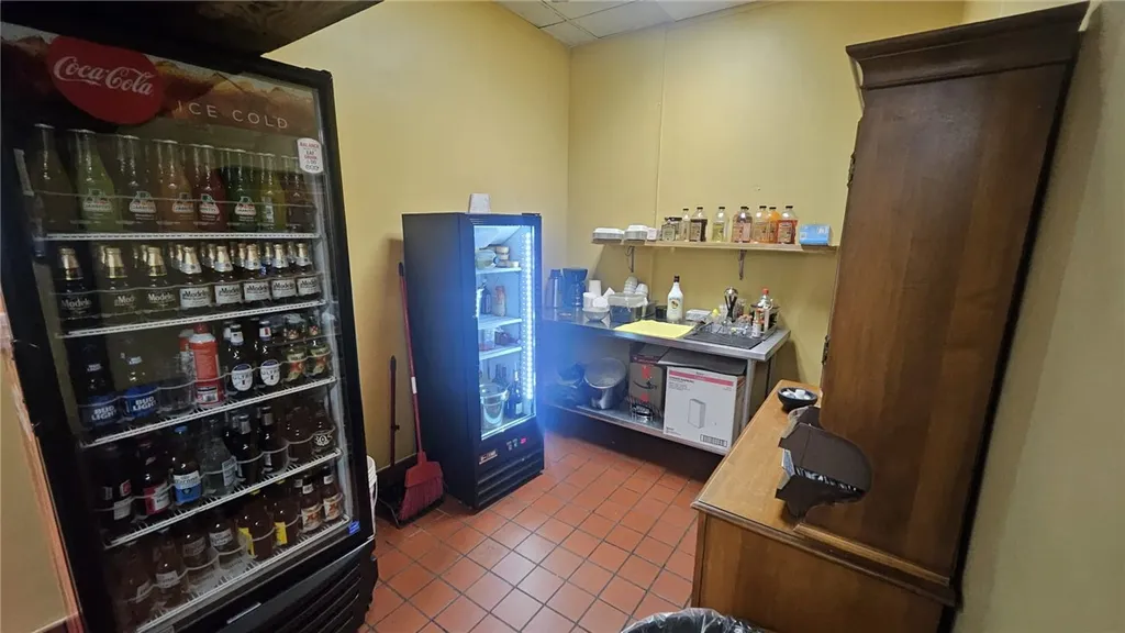 Additional image 22 of 6106 Lake Isabella Boulevard, Lake Isabella, CA 93240