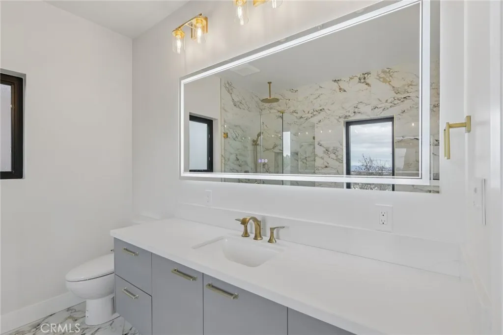 Additional image 111 of 526 Klamath Street, Brisbane, CA 94005