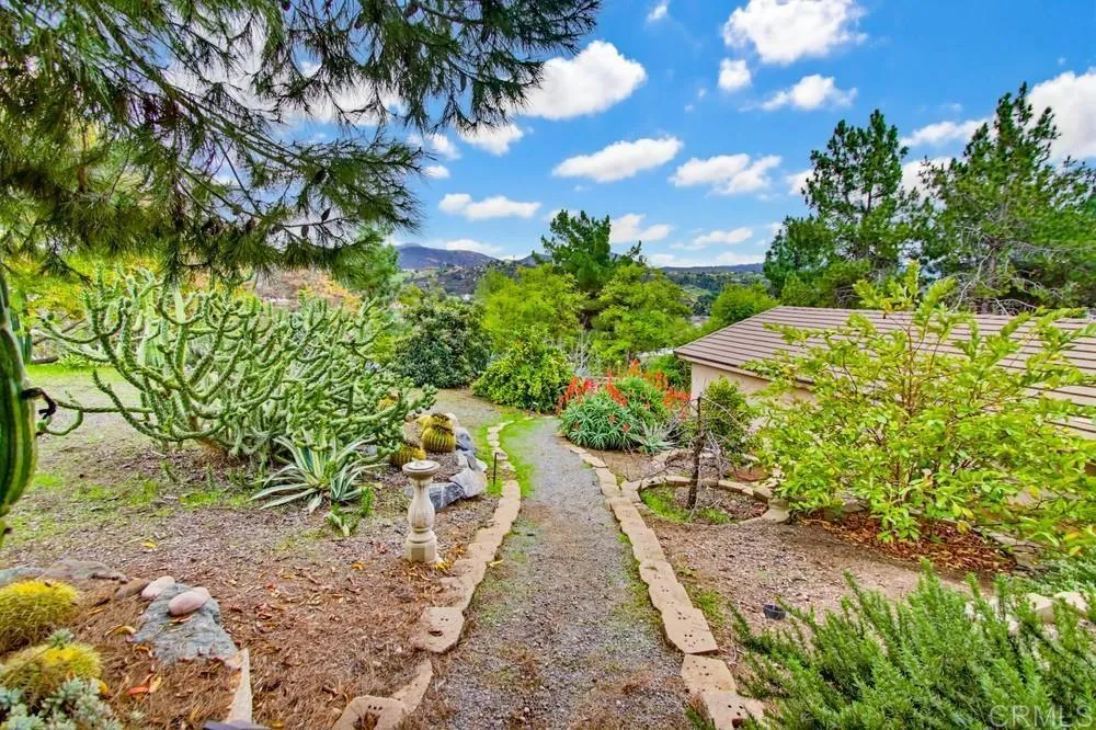 Additional image 130 of 10044 Silver Creek Ln, El Cajon, CA 92021