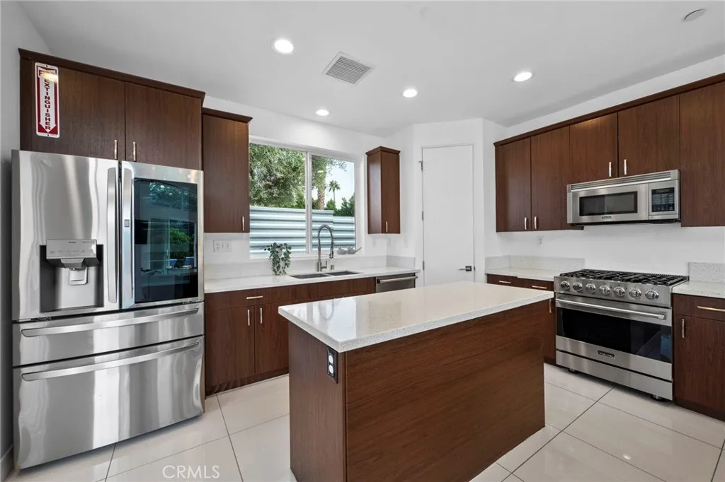 Additional image 79 of 2461 N Junipero Avenue, Palm Springs, CA 92262