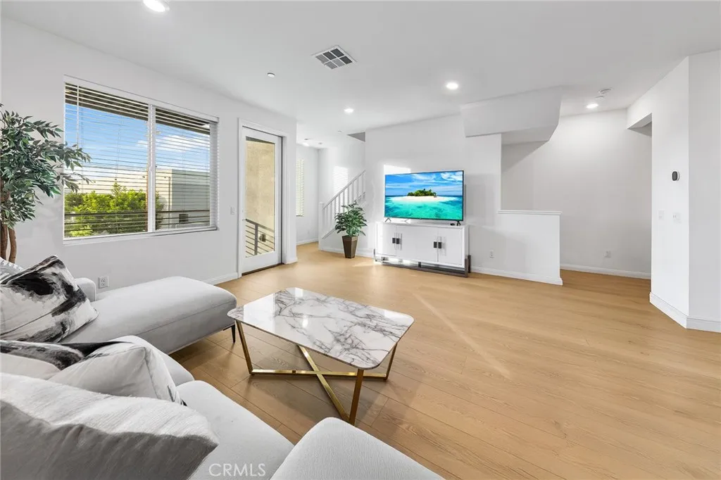 Additional image 9 of 249 Steely, Irvine, CA 92614