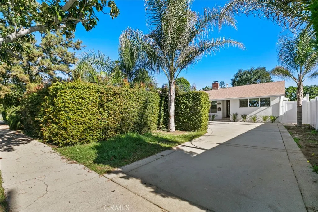 Additional image 37 of 6820 Encino Avenue, Van Nuys, CA 91406