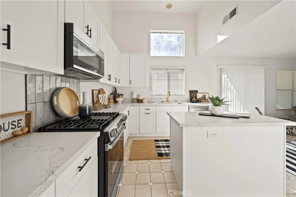 Additional image 36 of 1936 Ivory Ave, Palmdale, CA 93550